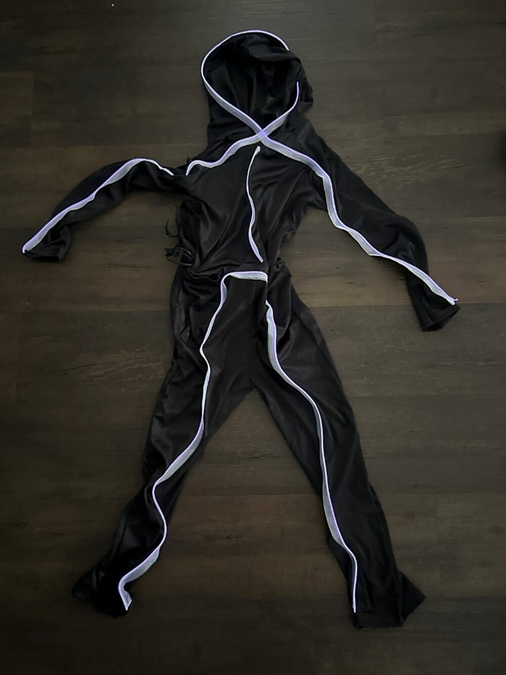 Light Up Purple LED Stick Figure Costume Kids 6-8 Glow in the Dark Halloween